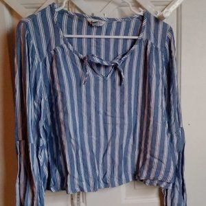 Arizona juniors shirt size medium blue and white striped